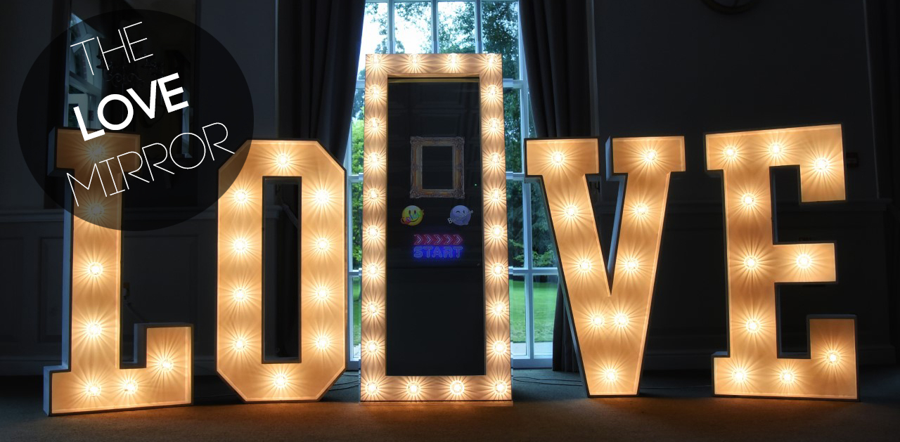 Wedding Magic Mirror Booth Hire